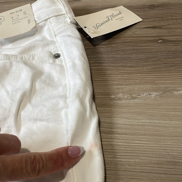 Universal Thread Mid-Rise 80's Slim Fit Jeans White Womens size 4R NWT - Picture 15 of 16